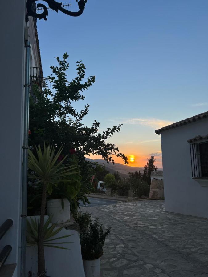 Ferienwohnung Casa Atardecer Zahara De La Sierra Exterior foto